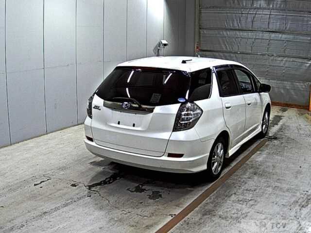 2013 Honda Fit shuttle