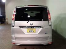 2011 Nissan Serena