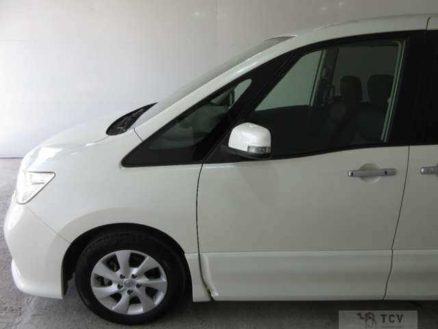 2011 Nissan Serena
