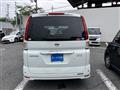 2009 Nissan Serena