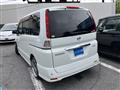 2009 Nissan Serena