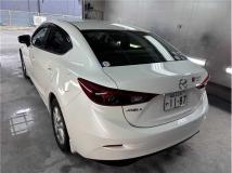 2013 Mazda Axela