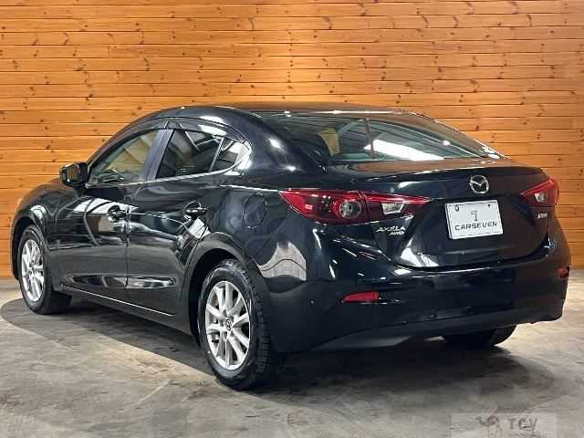 2014 Mazda Axela