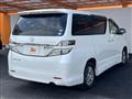 2011 Toyota Vellfire
