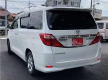2013 Toyota Alphard