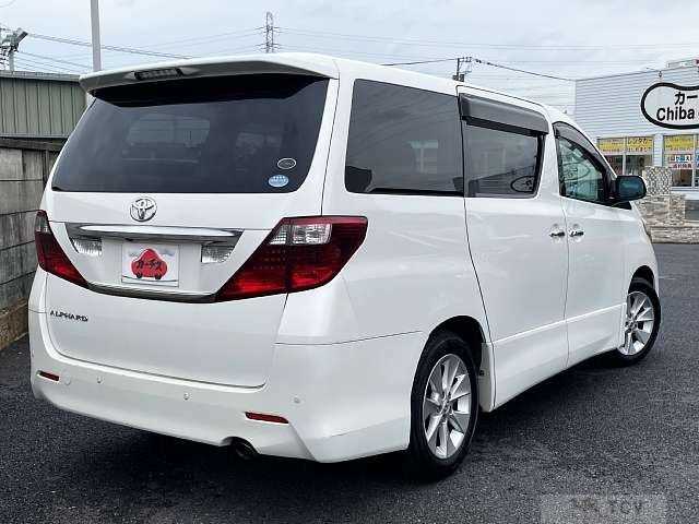 2010 Toyota Alphard