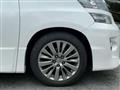 2012 Toyota Vellfire