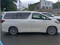 2013 Toyota Alphard