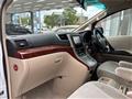 2010 Toyota Alphard
