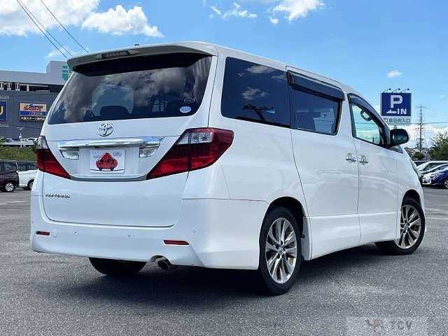 2010 Toyota Alphard