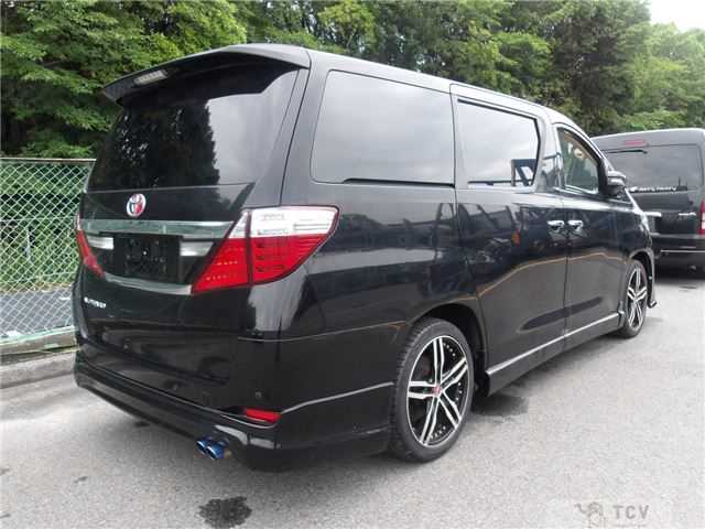 2013 Toyota Alphard