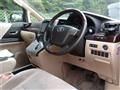 2013 Toyota Alphard