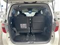 2013 Toyota Alphard