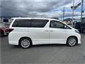 2013 Toyota Alphard