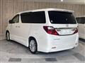 2013 Toyota Alphard