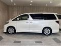 2013 Toyota Alphard