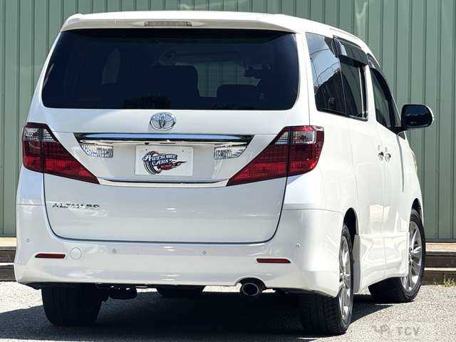 2011 Toyota Alphard