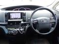 2015 Toyota Estima