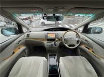 2007 Toyota Estima