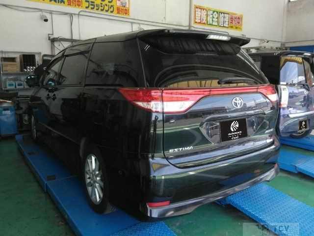 2010 Toyota Estima