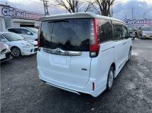 2015 Toyota Noah