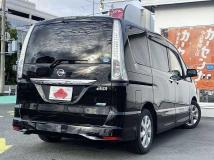 2013 Nissan Serena