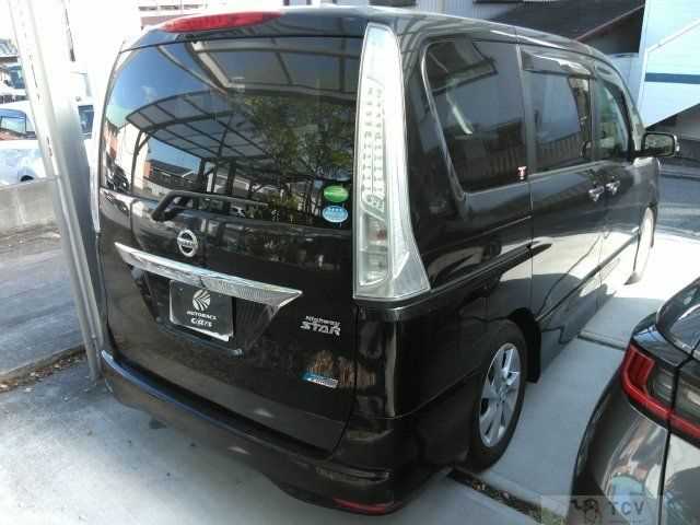 2013 Nissan Serena
