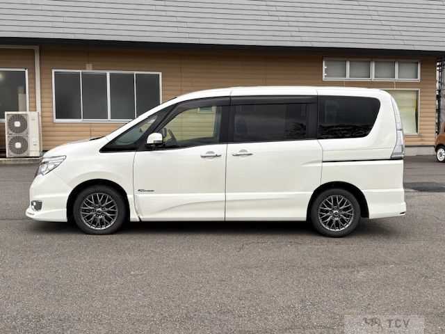 2015 Nissan Serena