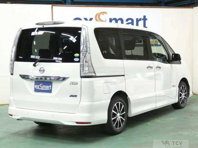 2015 Nissan Serena