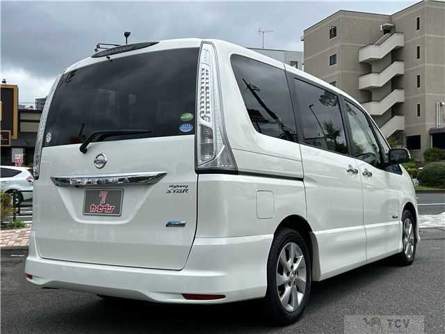 2013 Nissan Serena