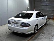 2009 Toyota Crown Hybrid