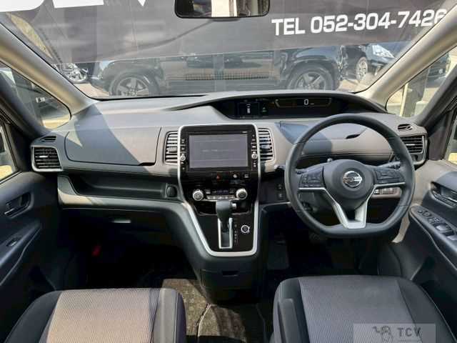 2017 Nissan Serena