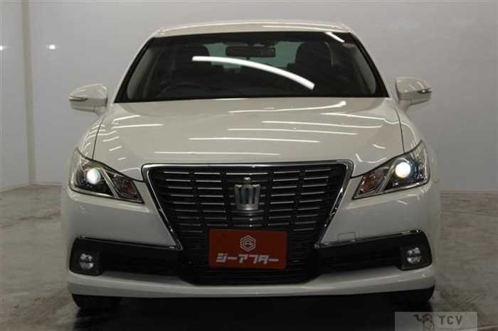 2014 Toyota Crown Royal Series