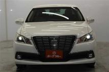 2014 Toyota Crown Royal Series