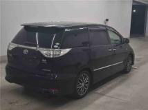 2013 Toyota Estima Hybrid