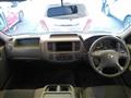 2004 Nissan Caravan Van