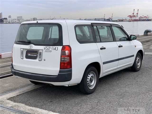 2008 Toyota Succeed Van