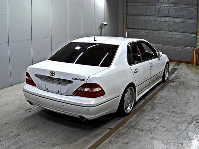 2004 Toyota Celsior