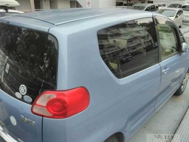 2004 Toyota Porte