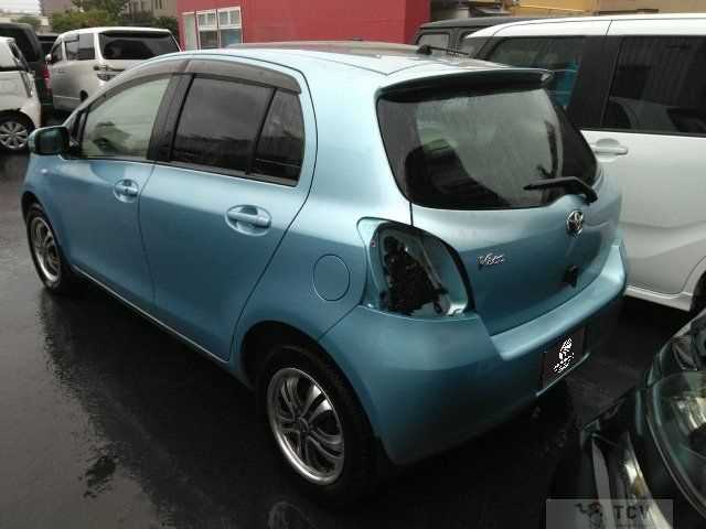2006 Toyota Vitz