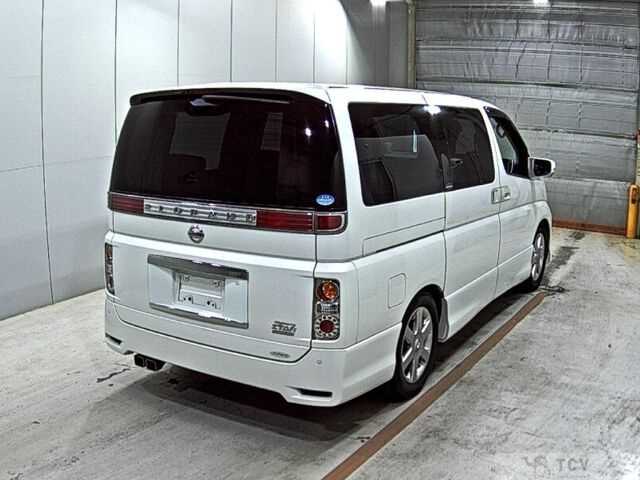 2009 Nissan Elgrand