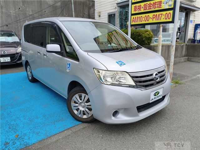 2013 Nissan Serena