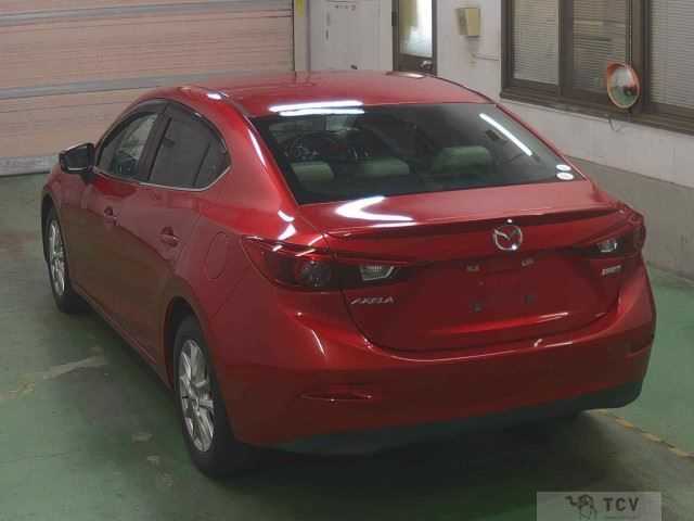 2013 Mazda Axela