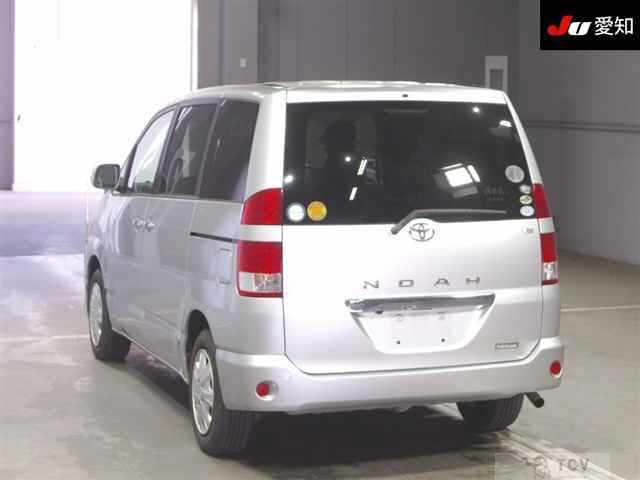 2007 Toyota Noah