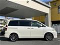 2006 Toyota Noah