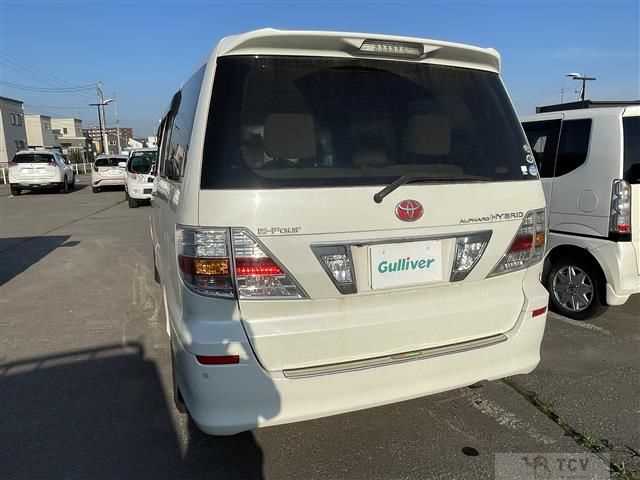2005 Toyota Alphard