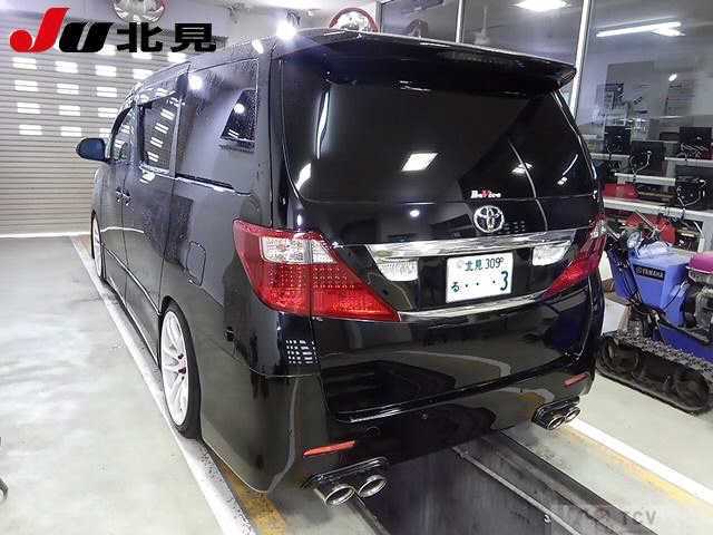 2010 Toyota Vellfire