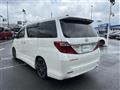 2012 Toyota Alphard