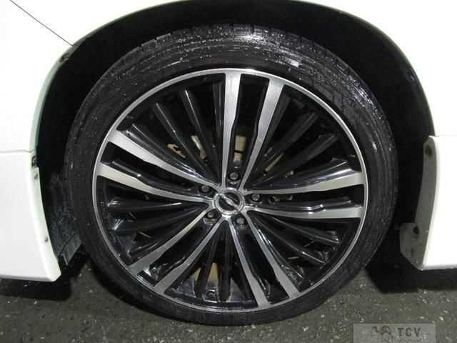 2013 Toyota Alphard