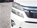 2012 Toyota Vellfire